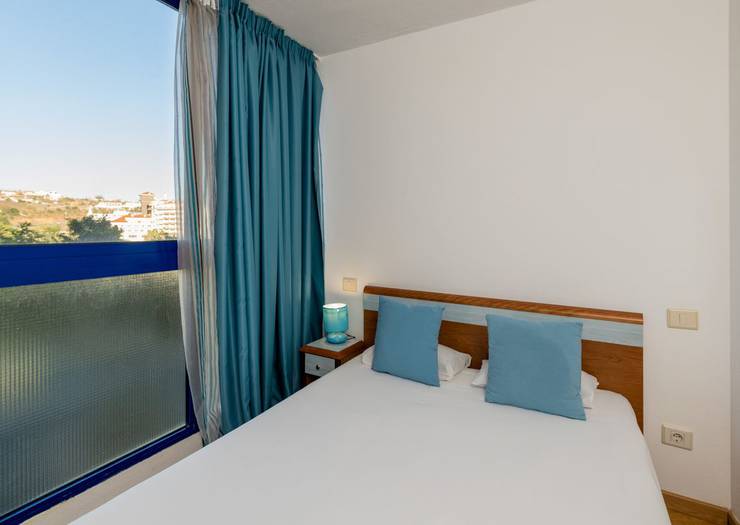 Inre rum utan balkong Hotell New Folias Gran Canaria