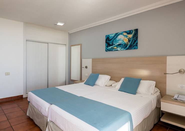 Dubbelrum med balkong Hotell New Folias Gran Canaria Dubbelrum med balkong Hotell New Folias Gran Canaria