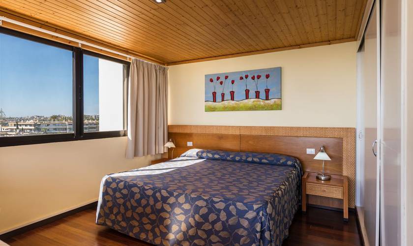 Suite con solárium privado y vistas al mar Hotel New Folias Gran Canaria