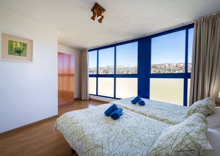 Lägenhet med två sovrum, dubbel balkong och havsutsikt Hotell New Folias Gran Canaria Lägenhet med två sovrum, dubbel balkong och havsutsikt Hotell New Folias Gran Canaria