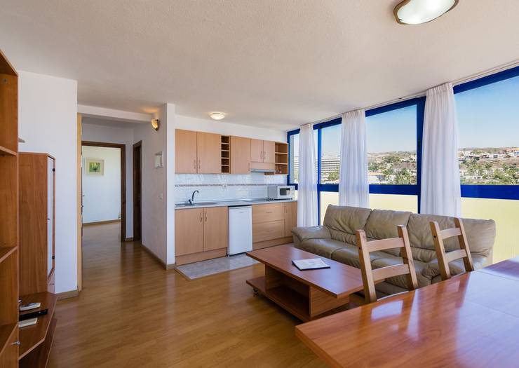 Lägenhet med två sovrum, dubbel balkong och havsutsikt Hotell New Folias Gran Canaria Lägenhet med två sovrum, dubbel balkong och havsutsikt Hotell New Folias Gran Canaria