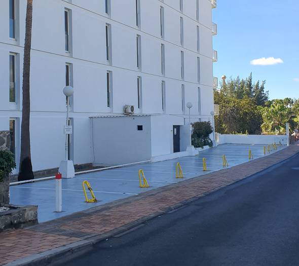 Parking exterior Hotel New Folias Gran Canaria