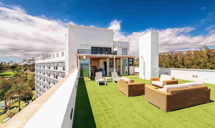 Suite with private solarium and sea views New Folias Hotel Gran Canaria