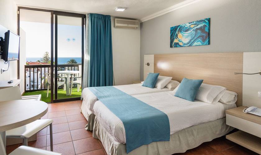Doppelzimmer mit balkon un merblick New Folias Hotel Gran Canaria Doppelzimmer mit balkon un merblick New Folias Hotel Gran Canaria