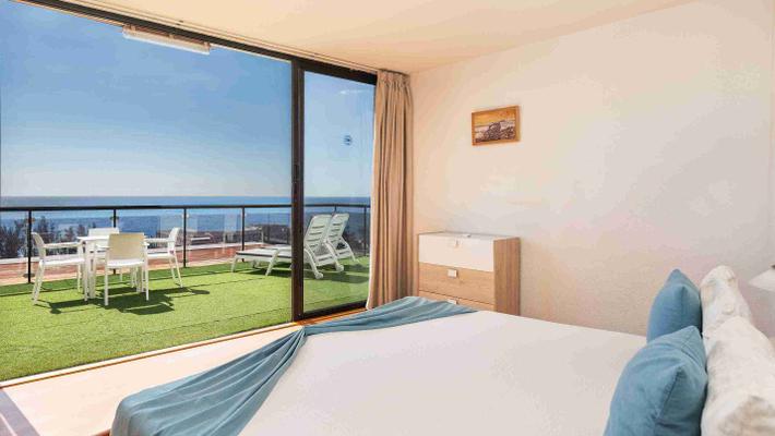 Apartamento de dos dormitorios con doble balcón y vistas al mar Hotel New Folias Gran Canaria Apartamento de dos dormitorios con doble balcón y vistas al mar Hotel New Folias Gran Canaria
